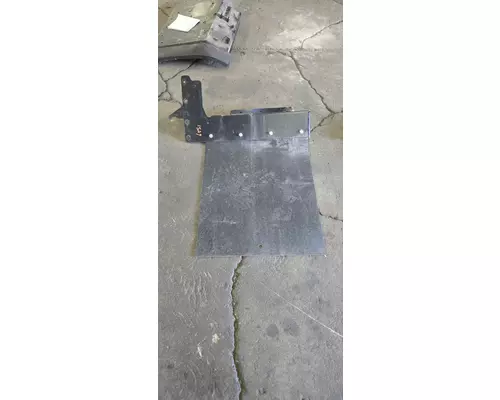 PETERBILT 520 Mud Flap Hanger