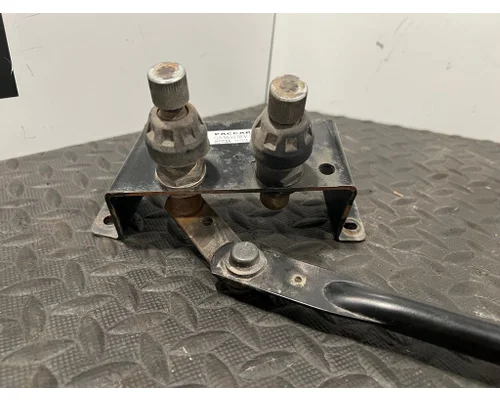 PETERBILT 520 Windshield Wiper Transmission