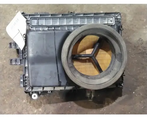 PETERBILT 536 AIR CLEANER