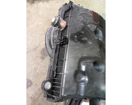 PETERBILT 536 AIR CLEANER