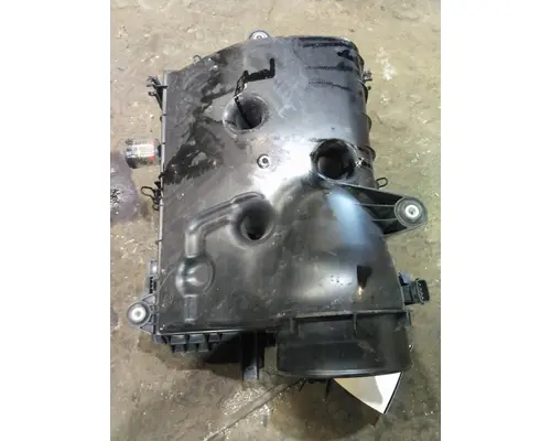 PETERBILT 536 AIR CLEANER
