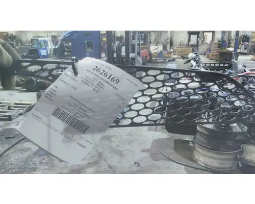 PETERBILT 536 AIR INTAKE LOUVERCOVER