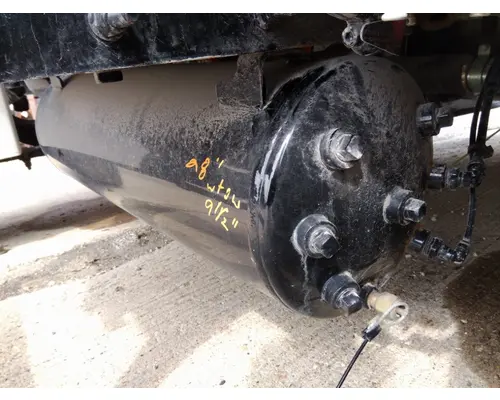 PETERBILT 536 AIR TANK