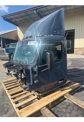 PETERBILT 536 Cab