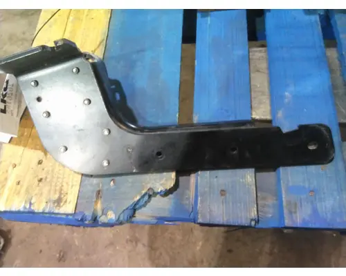 PETERBILT 536 FENDER BRACKETMOUNT