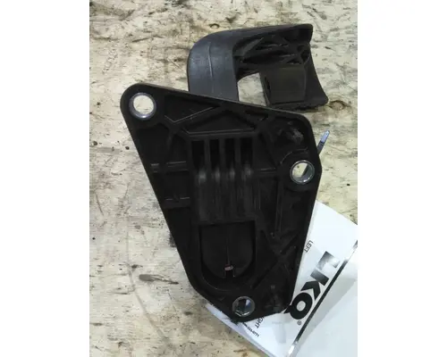 PETERBILT 536 FOOT PEDAL
