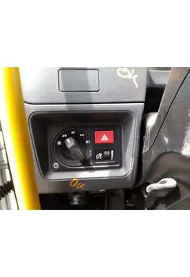 PETERBILT 536 HEADLAMP SWITCH