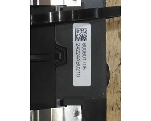 PETERBILT 536 HEADLAMP SWITCH