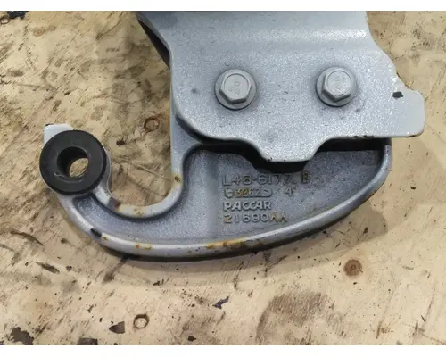 PETERBILT 536 HOOD BRACKET