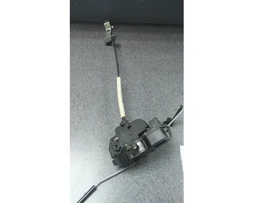 PETERBILT 536 LATCHLOCKLEVER