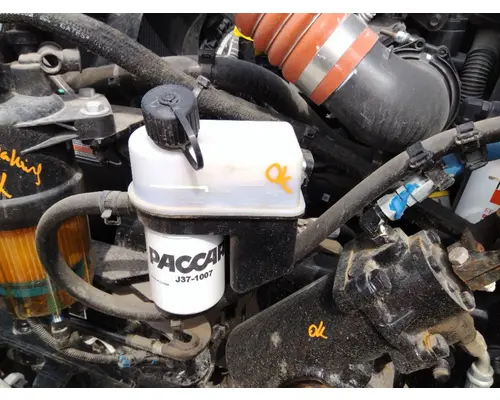 PETERBILT 536 POWER STEERING RESERVOIR