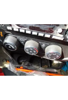 PETERBILT 536 TEMPERATURE CONTROL