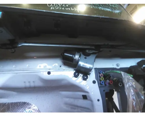 PETERBILT 537 WINDSHIELD WIPER ASSEMBLY
