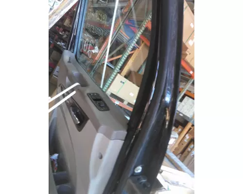 PETERBILT 567 2013-2026 DOOR ASSEMBLY, FRONT
