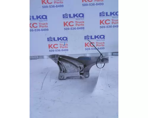 PETERBILT 567 AIR CLEANER BRACKET