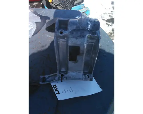 PETERBILT 567 AIR CLEANER BRACKET