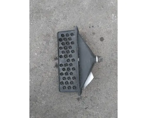 PETERBILT 567 AIR INTAKE