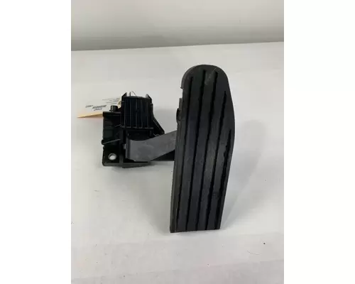 PETERBILT 567 Accelerator Parts