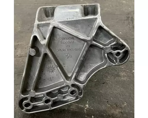 PETERBILT 567 Air Cleaner, Bracket