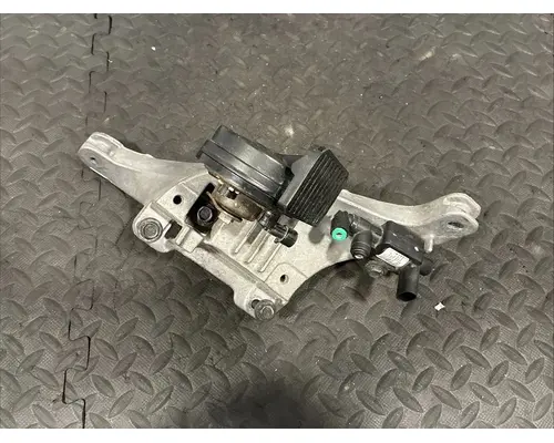 PETERBILT 567 Air Cleaner
