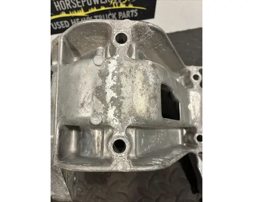 PETERBILT 567 Air Cleaner
