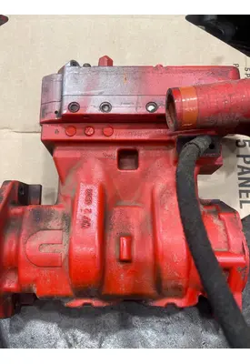 PETERBILT 567 Air Compressor