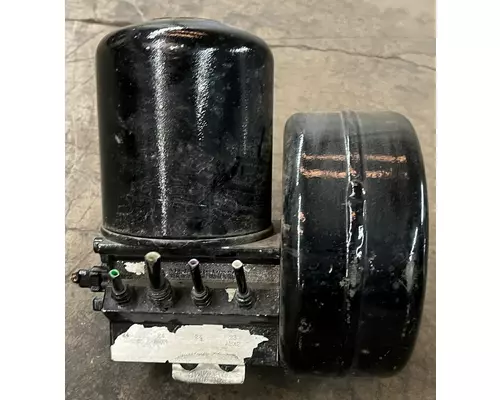 PETERBILT 567 Air Dryer