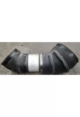 PETERBILT 567 Air Intake / Turbo Pipe