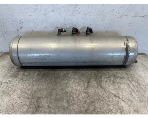 PETERBILT 567 Air Tank