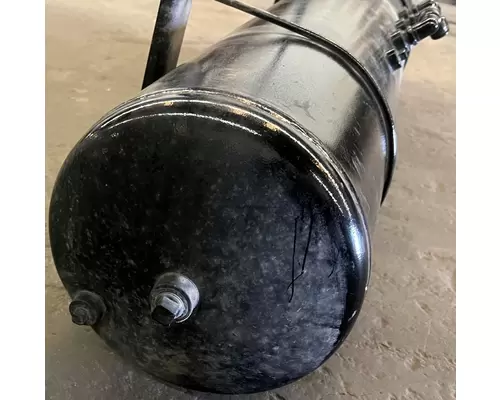 PETERBILT 567 Air Tank