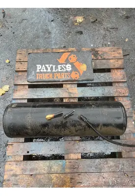 PETERBILT 567 Air Tank