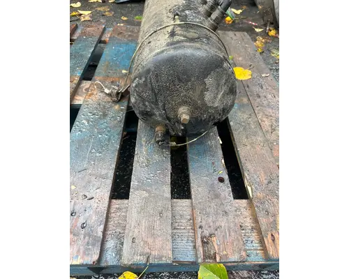 PETERBILT 567 Air Tank