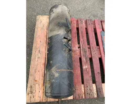PETERBILT 567 Air Tank