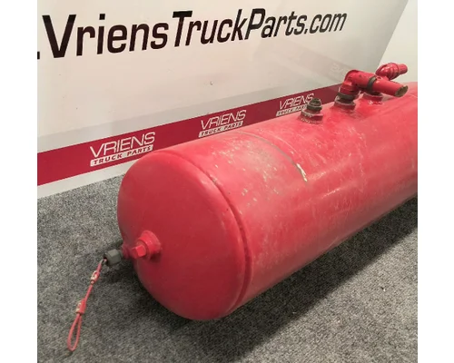 PETERBILT 567 Air Tank