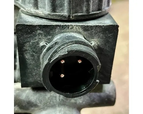 PETERBILT 567 AirBrake Relay Valve Assembly
