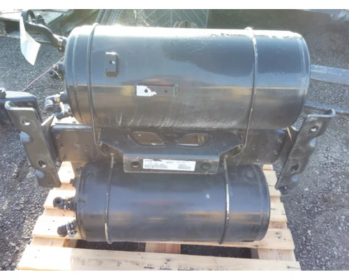 PETERBILT 567 BATTERY BOX