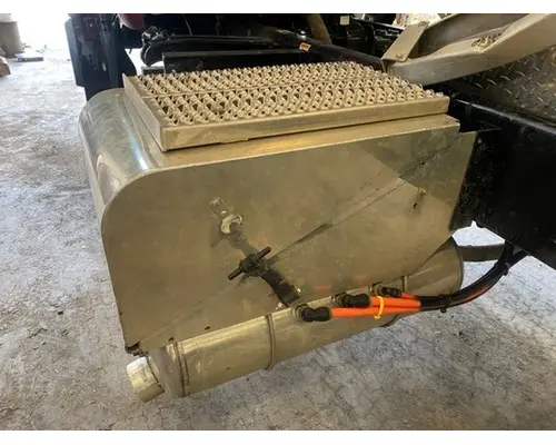 PETERBILT 567 Battery Box