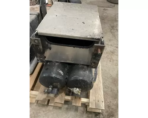 PETERBILT 567 Battery Box