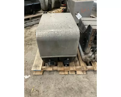 PETERBILT 567 Battery Box