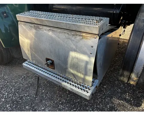 PETERBILT 567 Battery Box