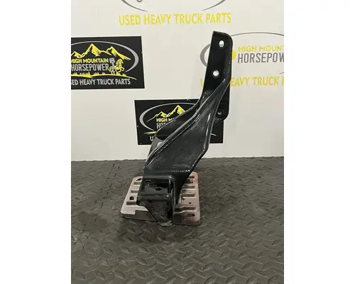 PETERBILT 567 Brackets, Misc.