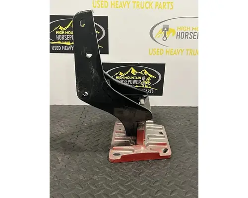 PETERBILT 567 Brackets, Misc.