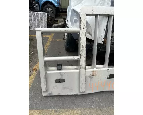 PETERBILT 567 Bumper Assembly, Front