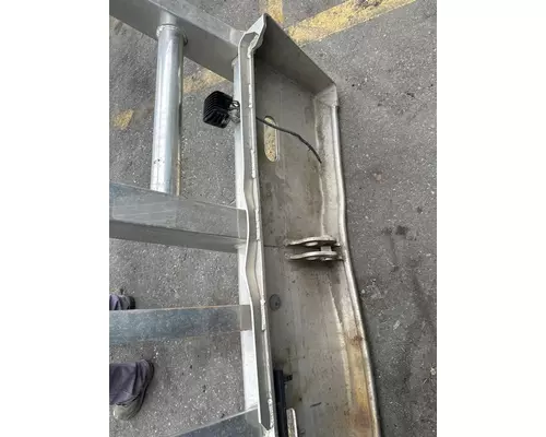 PETERBILT 567 Bumper Assembly, Front
