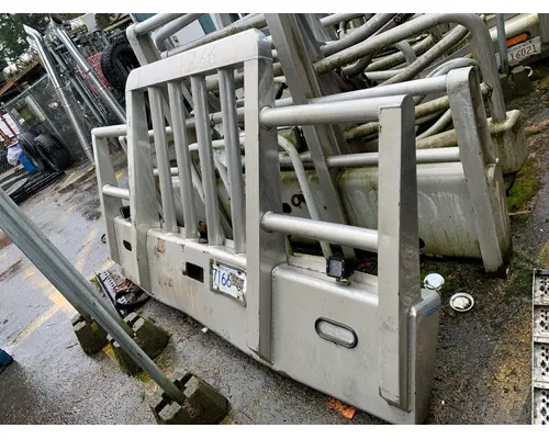 PETERBILT 567 Bumper Assembly, Front