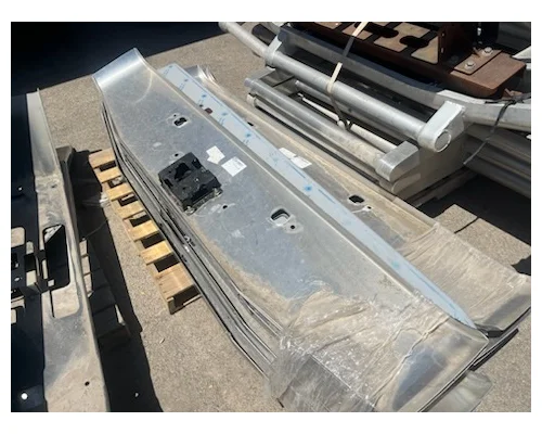 PETERBILT 567 Bumper Assembly, Front