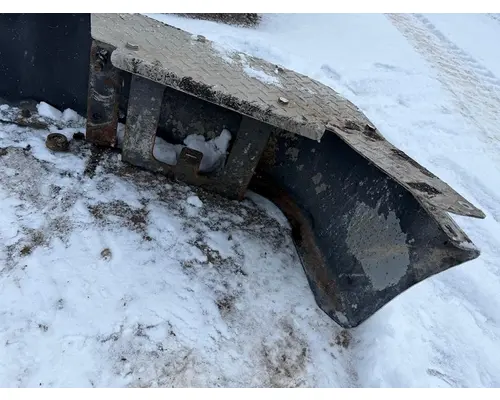 PETERBILT 567 Bumper Assembly, Front