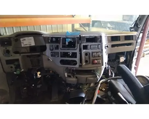 PETERBILT 567 CAB