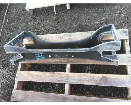 PETERBILT 567 CROSSMEMBER