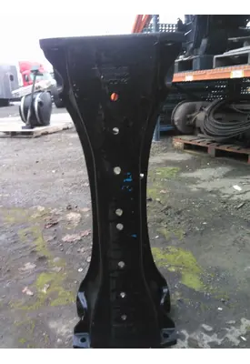 PETERBILT 567 CROSSMEMBER